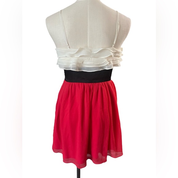 Ruffle Mini Dress with zipper - Picture 4 of 7